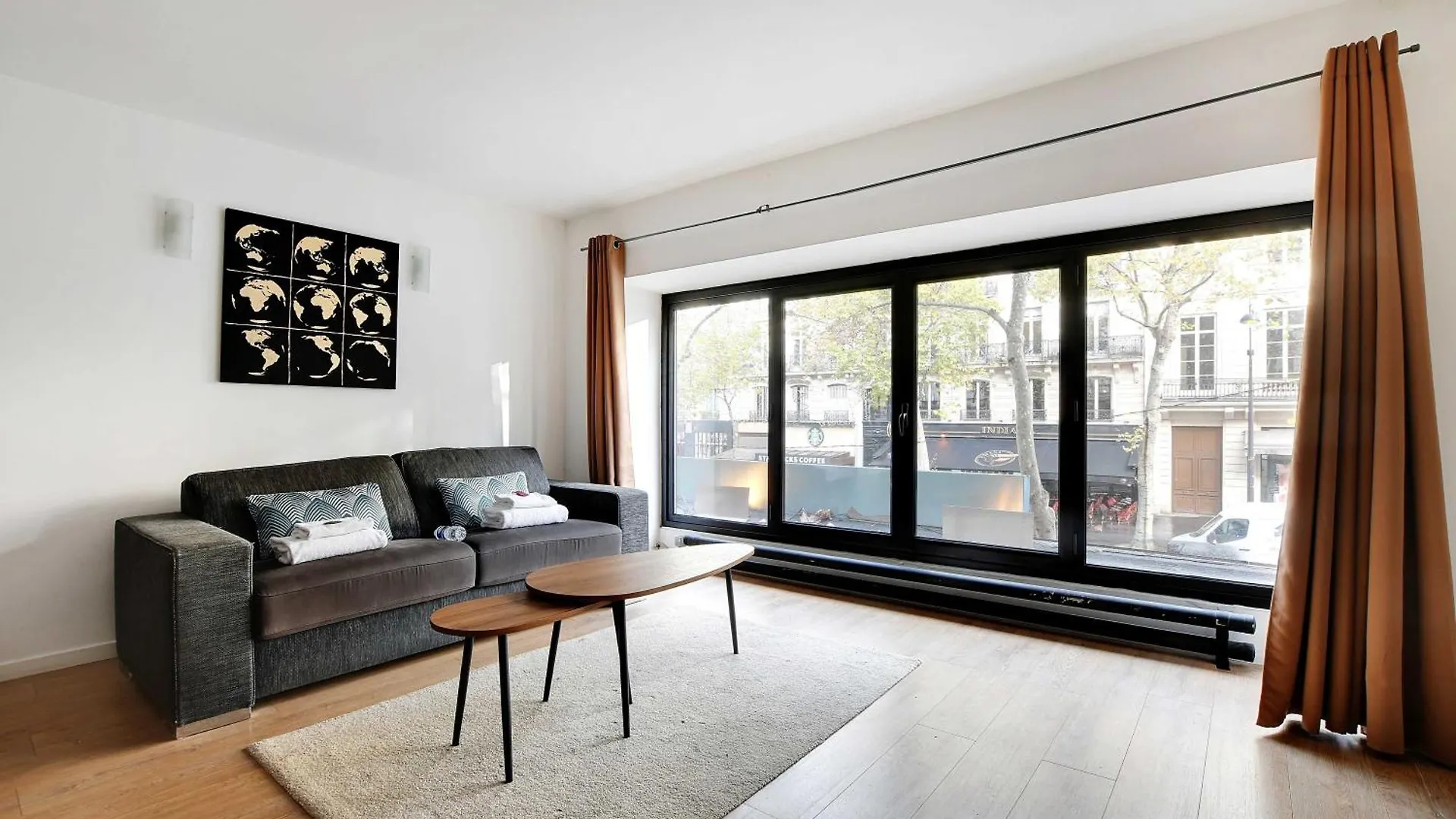 Appartement In The Heart Of Paris Opera